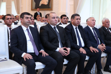 “Şəhərsalma və memarlıq ili”çərçivəsində “Ümummilli Lider Heydər Əliyevin respublikaya rəhbərlik etdiyi illər  Azərbaycan şəhərsalma və memarlığının inkişafında xüsusi mərhələ təşkil edir” mövzusunda  tədbir keçirilib.
