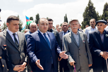 Birinci Qarabağ müharibəsində itkin düşən  Gəncə  Şəhidlər xiyabanında 31 il əvvəl naməlum şəhid kimi dəfn edilmiş, kimliyi bir qədər əvvəl müəyyənləşdirilən Məmmədov Hafiz Qədim oğlunun məzarı abadlaşdırılıb.