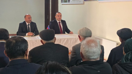 Kəlbəcər rayon İcra Hakimiyyətinin başçısı Azər Qocayev Abşeron rayonu, Xırdalan şəhərində yerləşən Kəlbəcər rayon 21 nömrəli tam orta məktəbdə, həmin ərazidə yaşayan vətəndaşlar üçün səyyar-görüş qəbulunu keçirib.