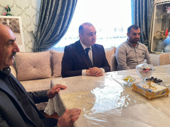 Kəlbəcər rayon İcra Hakimiyyətinin başçısı Azər Qocayev və Kəlbəcər rayon Prokuroru İlkin İsmayılov şəhid Məmmədov Elşən Dağıstan oğlunun ailəsini ziyarət edib.