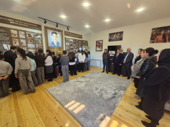 Milli Qəhrəman Hökümə Əliyevanın ailəsi ziyarət edilib.