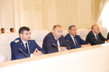 “Konstitusiya və Suverenlik ili”çərçivəsində  “Ümummilli Lider Heydər Əliyev müstəqil Azərbaycan Konstitusiyasının    müəllifidir”    mövzusunda   tədbir keçirlilib.