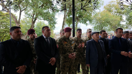Vətən Müharibəsi şəhidi Abdullayev Həsən Aydın oğlunun ailəsi və məzarı ziyarət edilib.