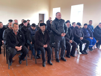 Kəlbəcər rayon İcra Hakimiyyətinin başçısı Azər Qocayev, Kəlbəcər rayon Prokuroru İlkin İsmayılov Şəki rayonu, Çələbixan qəsəbəsi, Çələbixan qəsəbə Mədəniyyət evinin inzibati binasında həmin ərazidə yaşayan vətəndaşlar üçün səyyar-görüş qəbulunu keçirib.