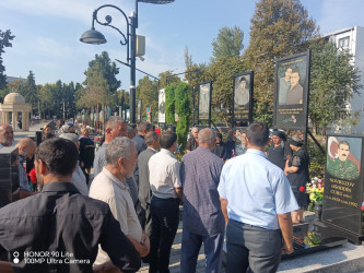 27 sentyabr “Anım Günü” ilə əlaqədar  Kəlbəcər Rayon İcra Hakimiyyətinin başçısı aparatının məsul  Əməkdaşları  antiterror əməliyyatlarında şəhid olmuş Tağızadə Cahangir Qurban oğlunun ailəsini ziyarət ediblər