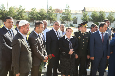 Vətən müharibəsi şəhidləri Məhərrəmli Fuad Füzuli oğlunun və Məmmədov Cavad Səfiyar oğlunun ildönümü ilə əlaqədar Şəhidlərimizin  məzarları ziyarət edilib,