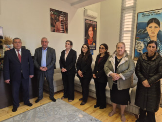 Milli Qəhrəman Hökümə Əliyevanın ailəsi ziyarət edilib.