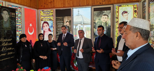 Vətən Müharibəsi şəhidi İlyasov Bəhrəm Nizam oğlunun ailəsi və məzarı  ziyarət edilib