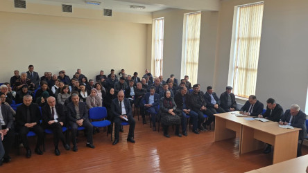 Kəlbəcər rayon İcra Hakimiyyətinin başçısı Azər Qocayev Mingəçevir şəhəri ərazisində yaşayan vətəndaşlar üçün səyyar-görüş qəbulunu keçirib.