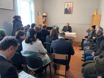 Kəlbəcər rayon İcra Hakimiyyətinin başçısı Azər Qocayev Yevlax şəhəri Kəlbəcər rayon 78 nömrəli tam orta məktəbin inzibati  binasında həmin ərazidə yaşayan vətəndaşlar üçün səyyar-görüş qəbulunu keçirib.