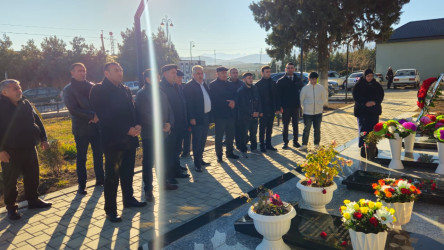 Şəhid Hüseynov Mirzə Xəlifə oğlunun ildönümündə məzarı ziyarət edilib.