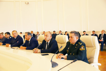 “Konstitusiya və Suverenlik ili”çərçivəsində  “Ümummilli Lider Heydər Əliyev müstəqil Azərbaycan Konstitusiyasının    müəllifidir”    mövzusunda   tədbir keçirlilib.