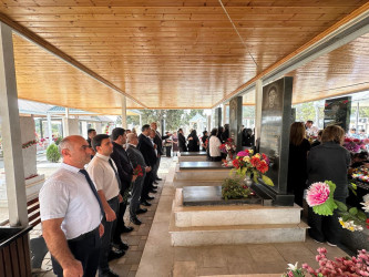27 sentyabr “Anım Günü” ilə əlaqədar şəhid Bəylərov Seymur Səlyəddin oğlunun ailəsi və məzarı ziyarət edilib.