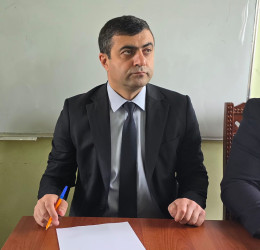 Kəlbəcər rayon İcra Hakimiyyətinin başçısı Azər Qocayev, Kəlbəcər rayon Prokuroru İlkin İsmayılov Salyan rayonu, Qırxçıraq kəndi, Qırxçıraq kənd ümumi orta məktəbinin Dağüstlü filialında  həmin ərazidə yaşayan vətəndaşlar üçün səyyar-görüş qəbulunu keçirib.