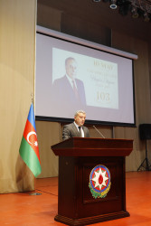 Ümummilli Lider Heydər Əliyevin anadan olmasının 103-cü ildönümünə həsr olunmuş “Zamanın fövqündə dayanan əbədiyaşar lider” mövzusunda tədbir keçirilib.
