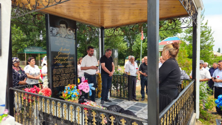 Şəhid Heydərov Qismət İsmayıl oğlunun məzarı və ailəsi ziyarət edilib.