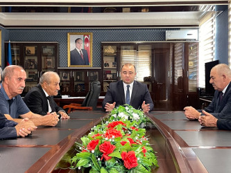 Kəlbəcər Rayon İcra Hakimiyyətinin başçısı Azər Qocayev İctimai Şuranın yeni seçilmiş heyəti ilə görüş keçirib.