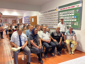 Kəlbəcər rayon İcra Hakimiyyətinin başçısı Azər Qocayev Ağdam rayon, Dördyol-1 köçkün qəsəbəsi, Kəlbəcər rayon 128 saylı tam orta məktəbin inzibati binasında həmin ərazidə yaşayan vətəndaşlar üçün səyyar-görüş qəbulunu keçirib.