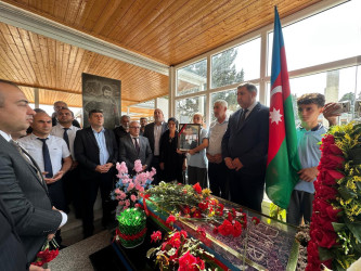27 sentyabr “Anım Günü” ilə əlaqədar şəhid Bəylərov Seymur Səlyəddin oğlunun ailəsi və məzarı ziyarət edilib.