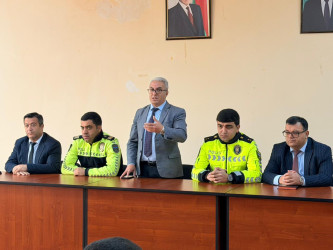 “Yol hərəkəti qaydalarına əməl etmək sizin sağlamığınızı və həyatınızı qoruyur”  mövzusunda maarifləndirici  tədbir keçirilib.
