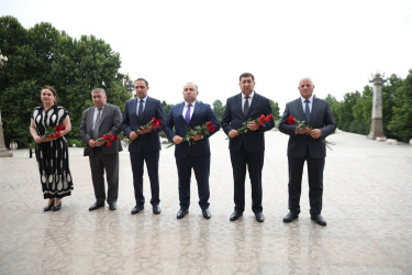 “Şəhərsalma və Memarlıq İli” çərçivəsində, İşğaldan azad olunmuş Kəlbəcər rayonunda innovativ yanaşmaların tətbiqi ilə genişmiqyaslı bərpa-quruculuq işləri, milli-mənəvi  kimliyimizin qorunması və tanıdılması mövzusunda tədbir keçirilib.