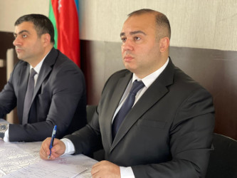 Kəlbəcər rayon İcra Hakimiyyətinin başçısı Azər Qocayev, Kəlbəcər rayon Prokuroru İlkin İsmayılov  Bərdə rayonu, Ağac Emalı Zavodunun ərazisi, Kəlbəcər rayon 41 nömrəli ümumi orta məktəbin inzibati binasında həmin ərazidə yaşayan vətəndaşlar üçün səyyar-görüş qəbulunu keçirib.