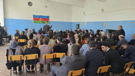 Kəlbəcər rayon İcra Hakimiyyətinin başçısı Azər Qocayev Şəmkir şəhəri, Texniki Peşə Məktəbi, Xeyir-şər yerinin binasında həmin ərazidə yaşayan vətəndaşlar üçün səyyar-görüş qəbulunu keçirib.