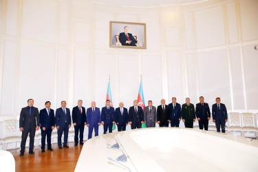 “Konstitusiya və Suverenlik ili”çərçivəsində  “Ümummilli Lider Heydər Əliyev müstəqil Azərbaycan Konstitusiyasının    müəllifidir”    mövzusunda   tədbir keçirlilib.