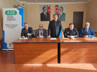 Kibertəhlükəsizlik və sosial şəbəkələrdən səmərəli istifadə" mövzusunda təlim təşkil olunub.