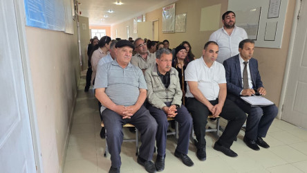 Kəlbəcər rayon İcra Hakimiyyətinin başçısı Azər Qocayev Bakı şəhəri, Xəzər rayonu, Binə qəsəbəsi, Bakı şəhər 347 nömrəli tam ümumtəhsil məktəbinin inzibati binasında həmin ərazidə yaşayan vətəndaşlar üçün səyyar-görüş qəbulunu keçirib.
