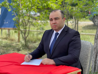 Kəlbəcər rayon İcra Hakimiyyətinin başçısı Azər Qocayev Ağdaş rayonu, Yenikənd kəndi, Yenikənd kənd tam orta məktəbinin  inzibati binasında həmin ərazidə yaşayan vətəndaşlar üçün səyyar-görüş qəbulunu keçirib.