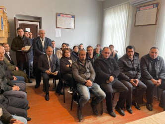 Kəlbəcər rayon İcra Hakimiyyətinin başçısı Azər Qocayev Yevlax şəhəri Kəlbəcər rayon 78 nömrəli tam orta məktəbin inzibati  binasında həmin ərazidə yaşayan vətəndaşlar üçün səyyar-görüş qəbulunu keçirib.