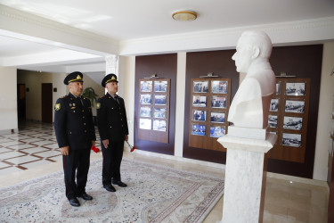 Ümummilli Lider Heydər Əliyevin anadan olmasının 103-cü ildönümünə həsr olunmuş “Zamanın fövqündə dayanan əbədiyaşar lider” mövzusunda tədbir keçirilib.