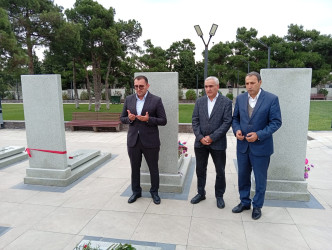 Şəhid polkovnik-leytenant Cəfərov Zaur Hüseyn  oğlunun ailəsi və məzarı ziyarət edilib.