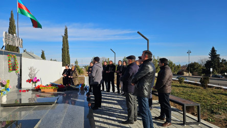 Şəhid Hüseynov Mirzə Xəlifə oğlunun ildönümündə məzarı ziyarət edilib.