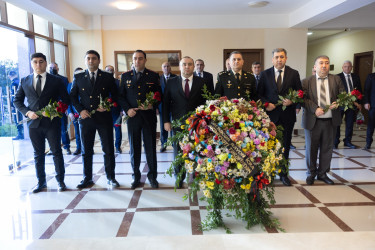 Müasir Azərbaycan dövlətinin memarı və qurucusu, xalqımızın ümummilli lideri Heydər Əliyevin vəfatının 21-ci ildönümü Kəlbəcər rayonunda hörmət və ehtiramla anılıb.