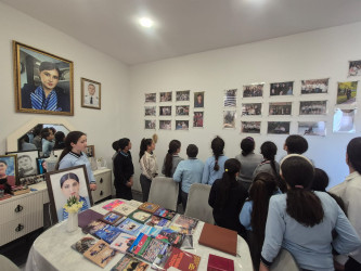 Milli Qəhrəman Hökümə Əliyevanın ailəsi ziyarət edilib.