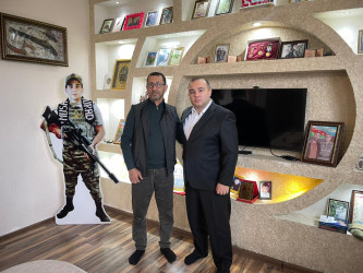 Kəlbəcər rayon İcra Hakimiyyətinin başçısı Azər Qocayev şəhid Musayev Murad Polad oğlunun ailəsini ziyarət edib.