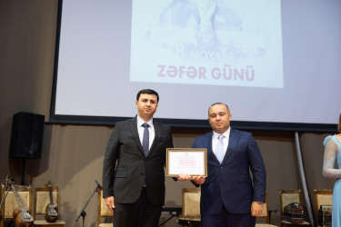 Kəlbəcər rayonunda “8 noyabr –Zəfər günü”nün beşinci ildönümü təntənə ilə qeyd olunub.