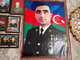Kəlbəcər rayon İcra Hakimiyyətinin başçısı Azər Qocayev şəhid Mönsümzadə Orxan Səfiyar oğlunun ailəsini ziyarət edib.