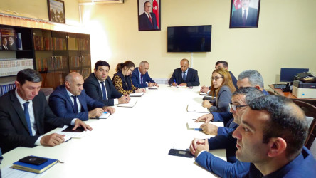 “Şəhərsalma və Memarlıq İli” çərçivəsində “Şəhərsalma və memarlıq: Kəlbəcərin müasir inkişafı və milli memarlıq ənənələri” mövzusunda dəyirmi masa keçirilib