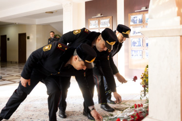 Müasir Azərbaycan dövlətinin memarı və qurucusu, xalqımızın ümummilli lideri Heydər Əliyevin vəfatının 21-ci ildönümü Kəlbəcər rayonunda hörmət və ehtiramla anılıb.