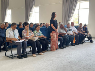 Kəlbəcər rayon İcra Hakimiyyətinin başçısı Azər Qocayev Abşeron rayonu, Mehdiabad qəsəbəsi, Kəlbəcər rayon 13 nömrəlitam orta məktəbin inzibati binasında həmin ərazidə yaşayan vətəndaşlar üçün səyyar-görüş qəbulunu keçirib.