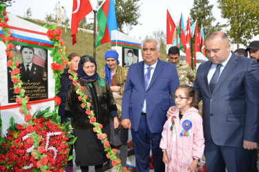 44 günlük Vətən müharibəsində şəhidlik zirvəsinə yüksəlmiş  Abdullayev Şəhriyar Kamil oğlunun ildönümü ilə əlaqədar olaraq məzarı ziyarət edilib.