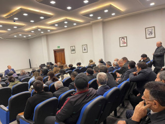 Kəlbəcər rayon İcra Hakimiyyətinin başçısı Azər Qocayev İsmayıllı şəhərində fəaliyyət göstərən Uşaq və Gənclər kitabxanasının inzibati  binasında həmin ərazidə yaşayan vətəndaşlar üçün səyyar-görüş qəbulunu keçirib.