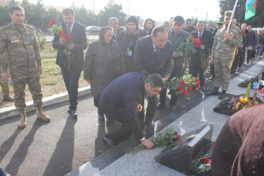 Vətən müharibəsi şəhidləri Məhəmmədli İsmayıl Mahir oğlunun və Əliyev Teymur İman oğlunun ikinci ildönümü məzarları başında qeyd edilib və ailələri ziyarət olunub.