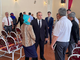 Kəlbəcər rayon İcra Hakimiyyətinin başçısı Azər Qocayev Göygöl rayonu, Çaykənd kəndində yaşayan vətəndaşlar üçün  qəbul keçirib.