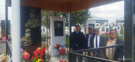 Şəhid Mustafayev Əlzamin Baxış oğlunun məzarı ziyarət edilib.