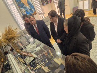 Milli Qəhrəman Hökümə Əliyevanın ailəsi ziyarət edilib.