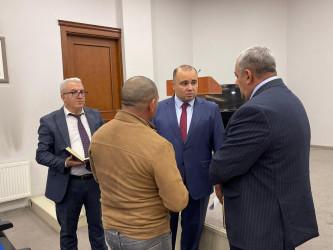 Kəlbəcər rayon İcra Hakimiyyətinin başçısı Azər Qocayev İsmayıllı şəhərində fəaliyyət göstərən Uşaq və Gənclər kitabxanasının inzibati  binasında həmin ərazidə yaşayan vətəndaşlar üçün səyyar-görüş qəbulunu keçirib.